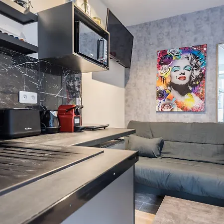 Cozy In The Heart Of Appartamento